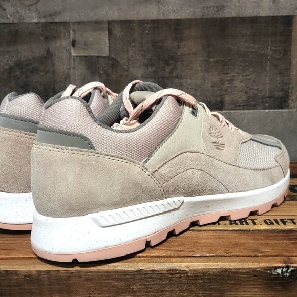⚡️Host Pick ⚡️Timberland Field Trekker Trainer for Women in Beige - Picture 5 of 12